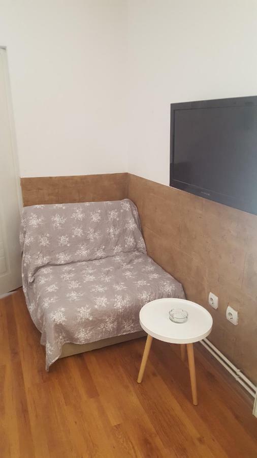 Villa Jelena - Sobe Kragujevac Dış mekan fotoğraf